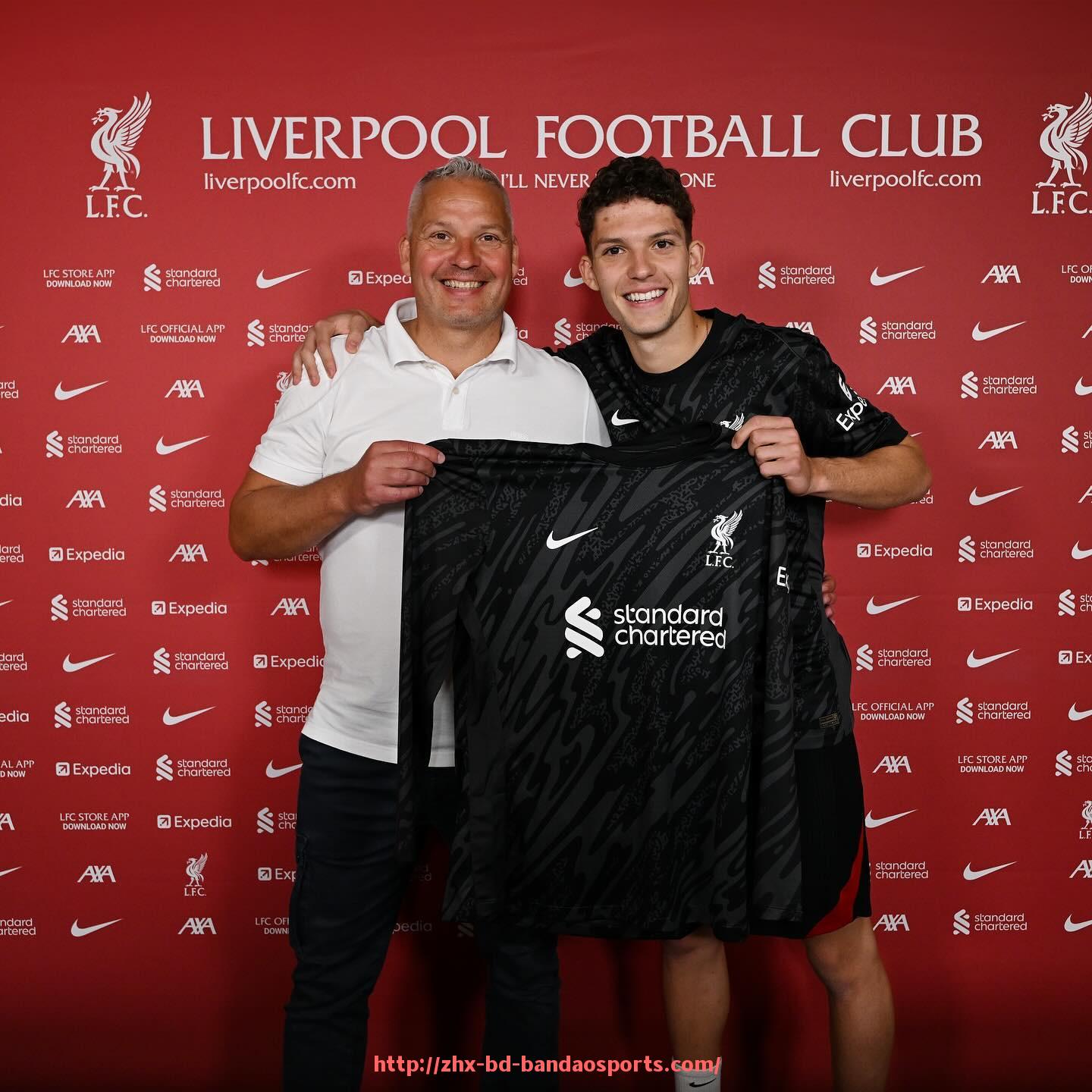 半岛体育-回顾2017年西甲巴萨焦点战现场直播实录